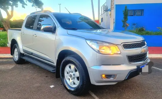 CHEVROLET S10 2.8 LT 4X2 CD 16V TURBO DIESEL 4P MANUAL CHEVROLET S10 2.8 LT 4X2 CD 16V TURBO DIESEL 4P MANUAL