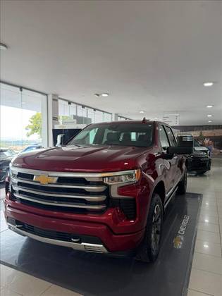 CHEVROLET SILVERADO 5.3 V8 GASOLINA 1500 HIGH COUNTRY 4X4 AUTOMÁTICO