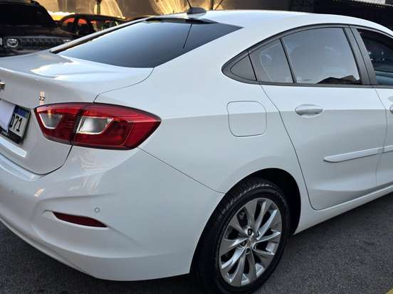 CHEVROLET-CRUZE-1.4 TURBO LT 16V FLEX 4P AUTOMÁTICO CHEVROLET-CRUZE-2018