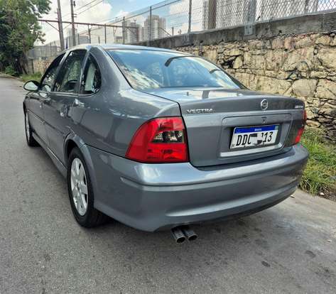 CHEVROLET-VECTRA-2001