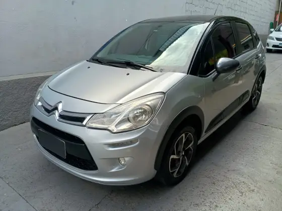 CITROËN C3 1.2 PURE TECH FLEX URBAN TRAIL MANUAL CITROËN C3 1.2 PURE TECH FLEX URBAN TRAIL MANUAL