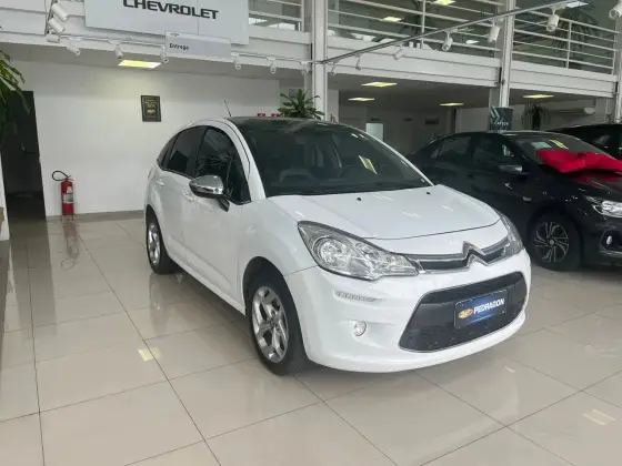 CITROËN C3 1.6 VTI 120 FLEX EXCLUSIVE EAT6 CITROËN C3 1.6 VTI 120 FLEX EXCLUSIVE EAT6