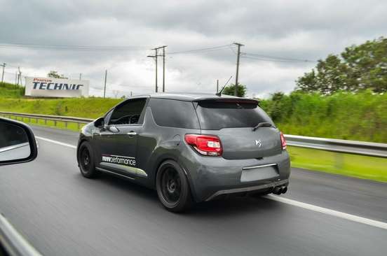 CITROËN-DS3-2012