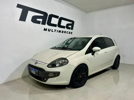 FIAT PUNTO 1.6 ESSENCE 16V FLEX 4P MANUAL FIAT PUNTO 1.6 ESSENCE 16V FLEX 4P MANUAL