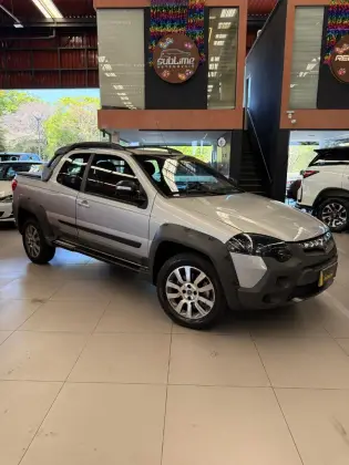 FIAT STRADA 1.8 MPI ADVENTURE CD 16V FLEX 3P MANUAL