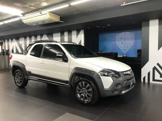 FIAT STRADA 1.8 MPI ADVENTURE CD 16V FLEX 3P MANUAL FIAT STRADA 1.8 MPI ADVENTURE CD 16V FLEX 3P MANUAL
