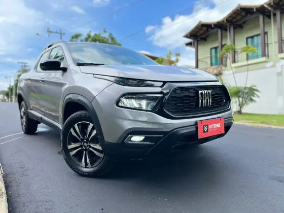 FIAT TORO 1.3 TURBO 270 FLEX FREEDOM AT6 FIAT TORO 1.3 TURBO 270 FLEX FREEDOM AT6