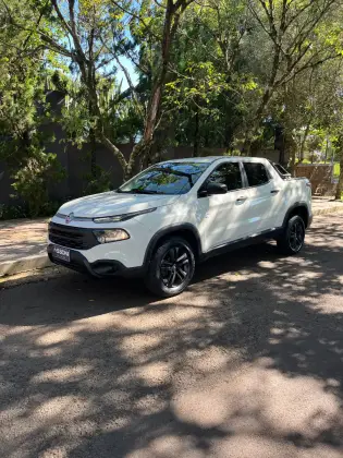 FIAT TORO 2.0 16V TURBO DIESEL ENDURANCE 4WD AT9 FIAT TORO 2.0 16V TURBO DIESEL ENDURANCE 4WD AT9