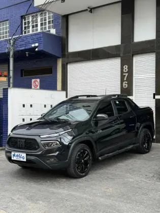 FIAT TORO 2.0 16V TURBO DIESEL ULTRA 4WD AT9 FIAT TORO 2.0 16V TURBO DIESEL ULTRA 4WD AT9