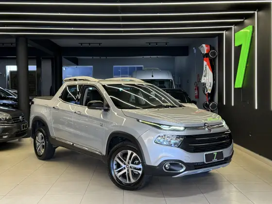 FIAT TORO 2.0 16V TURBO DIESEL VOLCANO 4WD AT9 FIAT TORO 2.0 16V TURBO DIESEL VOLCANO 4WD AT9