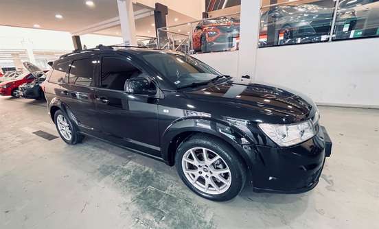 FIAT-FREEMONT-2014