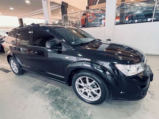 FIAT-FREEMONT-2.4 PRECISION 16V GASOLINA 4P AUTOMÁTICO FIAT-FREEMONT-2014