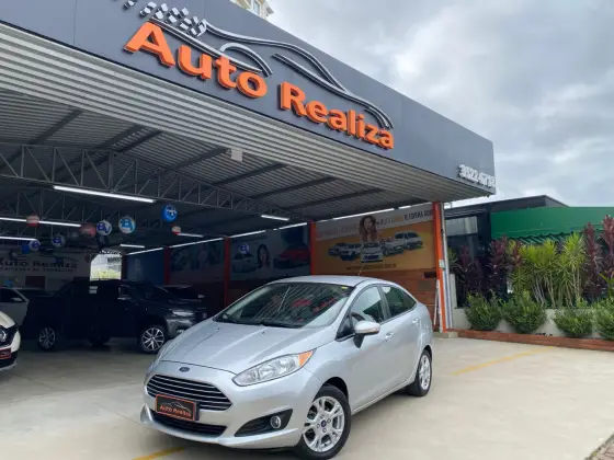 FORD FIESTA 1.6 SE SEDAN 16V FLEX 4P POWERSHIFT