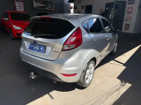 FORD-FIESTA-2019