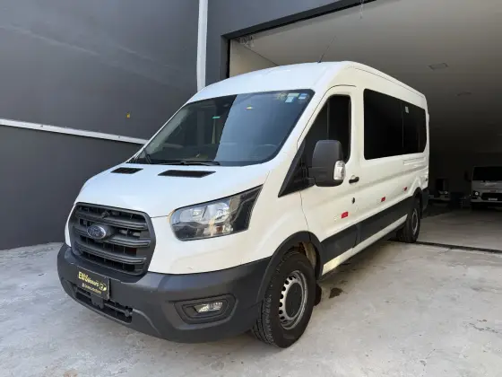 FORD TRANSIT 2.0 ECOBLUE DIESEL MINIBUS 14+1 410L MANUAL