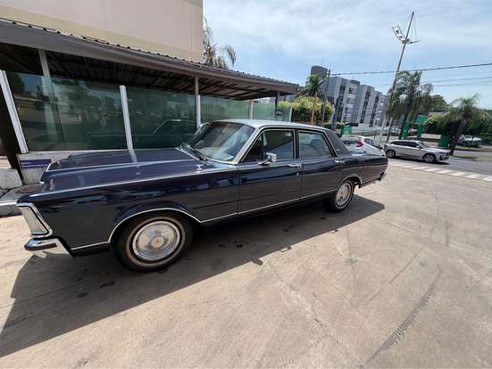 FORD-GALAXIE-1980