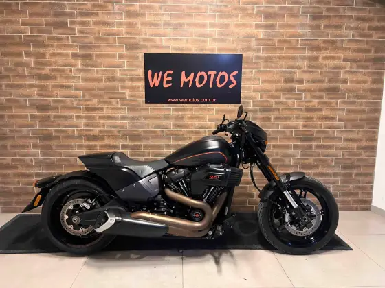 HARLEY-DAVIDSON SOFTAIL FXDR 114 
