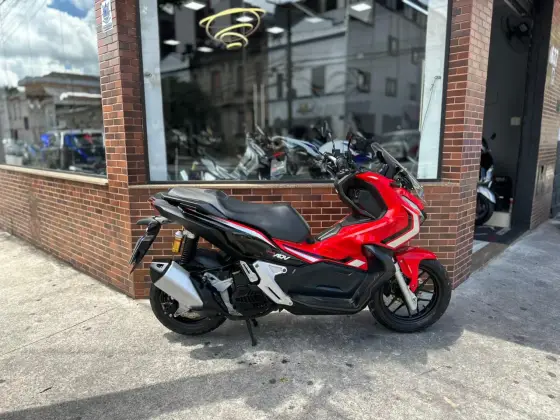 HONDA ADV 
