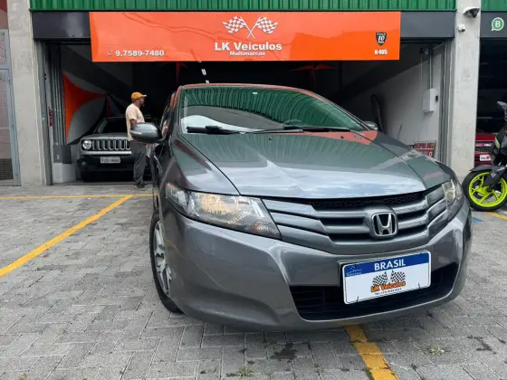 HONDA CITY 1.5 EX 16V FLEX 4P MANUAL HONDA CITY 1.5 EX 16V FLEX 4P MANUAL
