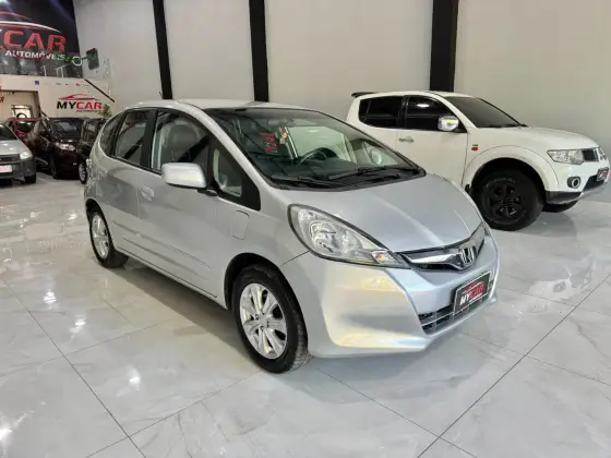 HONDA FIT 1.4 LX 16V FLEX 4P AUTOMÁTICO