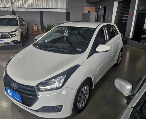 HYUNDAI HB20 1.6 COMFORT PLUS 16V FLEX 4P AUTOMÁTICO