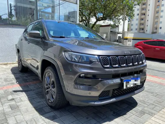 JEEP COMPASS 1.3 T270 TURBO FLEX LONGITUDE AT6