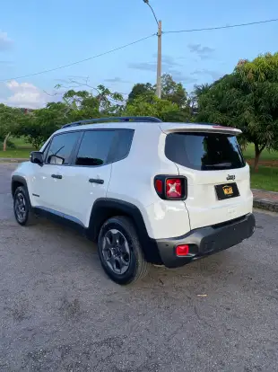 JEEP-RENEGADE-2021