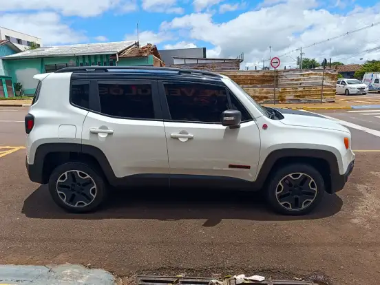 JEEP-RENEGADE-2016