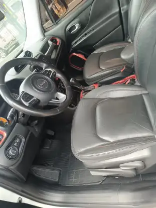 JEEP-RENEGADE-2.0 16V TURBO DIESEL TRAILHAWK 4P 4X4 AUTOMÁTICO JEEP-RENEGADE-2016