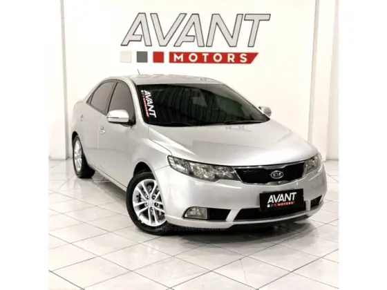 KIA CERATO 1.6 EX3 SEDAN 16V GASOLINA 4P AUTOMÁTICO KIA CERATO 1.6 EX3 SEDAN 16V GASOLINA 4P AUTOMÁTICO