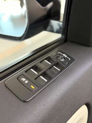 LAND ROVER-DISCOVERY SPORT-2022