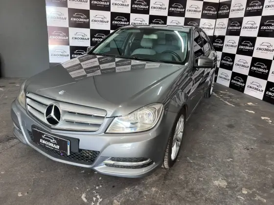 MERCEDES-BENZ C 180 1.8 CGI CLASSIC SPECIAL 16V GASOLINA 4P AUTOMÁTICO MERCEDES-BENZ C 180 1.8 CGI CLASSIC SPECIAL 16V GASOLINA 4P AUTOMÁTICO