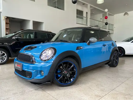 MINI COOPER 1.6 S BAYSWATER 16V 2P GASOLINA AUTOMÁTICO MINI COOPER 1.6 S BAYSWATER 16V 2P GASOLINA AUTOMÁTICO