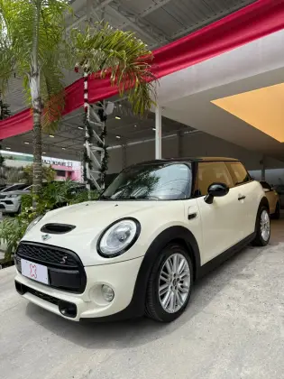 MINI COOPER 2.0 S 16V TURBO GASOLINA 2P AUTOMÁTICO