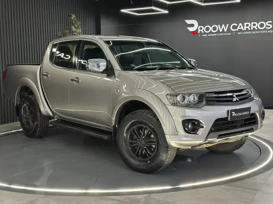 MITSUBISHI L200 TRITON 3.2 HPE 4X4 CD 16V TURBO INTERCOOLER DIESEL 4P AUTOMÁTICO