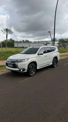 MITSUBISHI PAJERO 3.2 HPE 4X4 7 LUGARES 16V TURBO INTERCOOLER DIESEL 4P AUTOMÁTICO MITSUBISHI PAJERO 3.2 HPE 4X4 7 LUGARES 16V TURBO INTERCOOLER DIESEL 4P AUTOMÁTICO