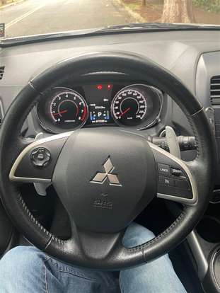 MITSUBISHI-ASX-2015