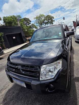 MITSUBISHI-PAJERO FULL-2010