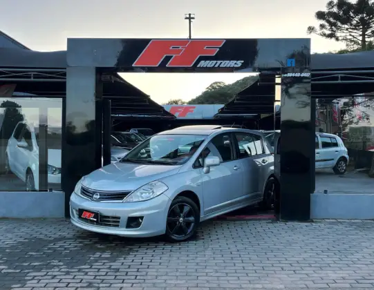 NISSAN TIIDA 1.8 SL 16V FLEX 4P AUTOMÁTICO