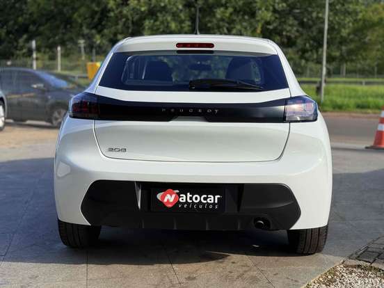 PEUGEOT-208-2023