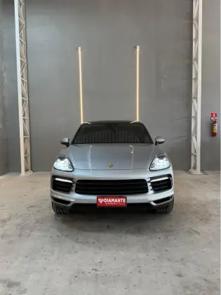 PORSCHE CAYENNE 3.0 V6 E-HYBRID COUPÉ PLATINUM EDITION AWD TIPTRONIC S
