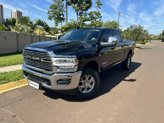 RAM 2500 6.7 I6 TURBO DIESEL LARAMIE CD 4X4 AUTOMÁTICO
