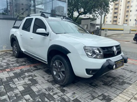 RENAULT DUSTER OROCH 2.0 16V HI-FLEX DYNAMIQUE AUTOMÁTICO