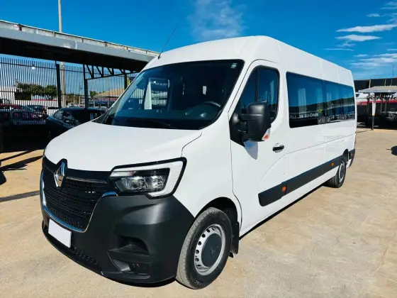 RENAULT MASTER 2.3 DCI DIESEL MINIBUS EXECUTIVE 16L L3H2 3P MANUAL RENAULT MASTER 2.3 DCI DIESEL MINIBUS EXECUTIVE 16L L3H2 3P MANUAL