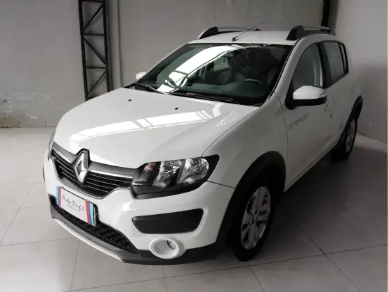 RENAULT SANDERO 1.6 STEPWAY 8V FLEX 4P MANUAL