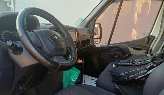 RENAULT-MASTER-2017