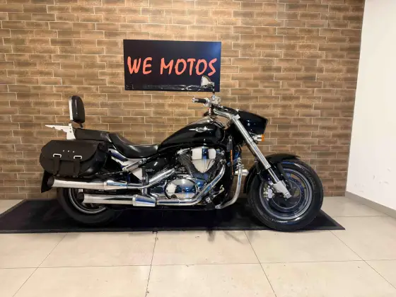 SUZUKI BOULEVARD M800 