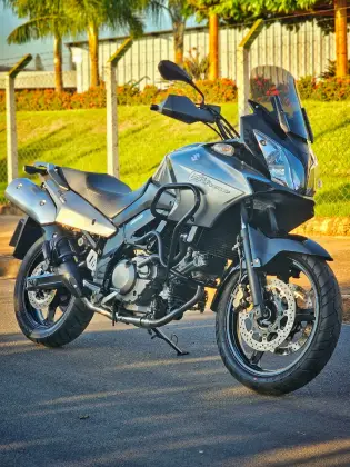 SUZUKI DL 650 V STROM 