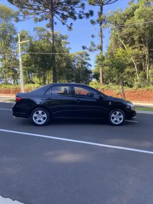 TOYOTA-COROLLA-2010