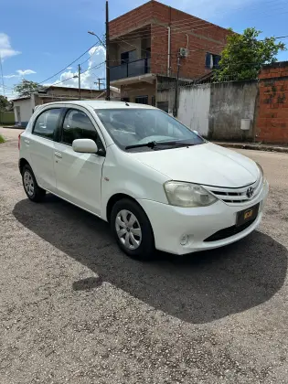 TOYOTA ETIOS 1.3 X 16V FLEX 4P MANUAL TOYOTA ETIOS 1.3 X 16V FLEX 4P MANUAL
